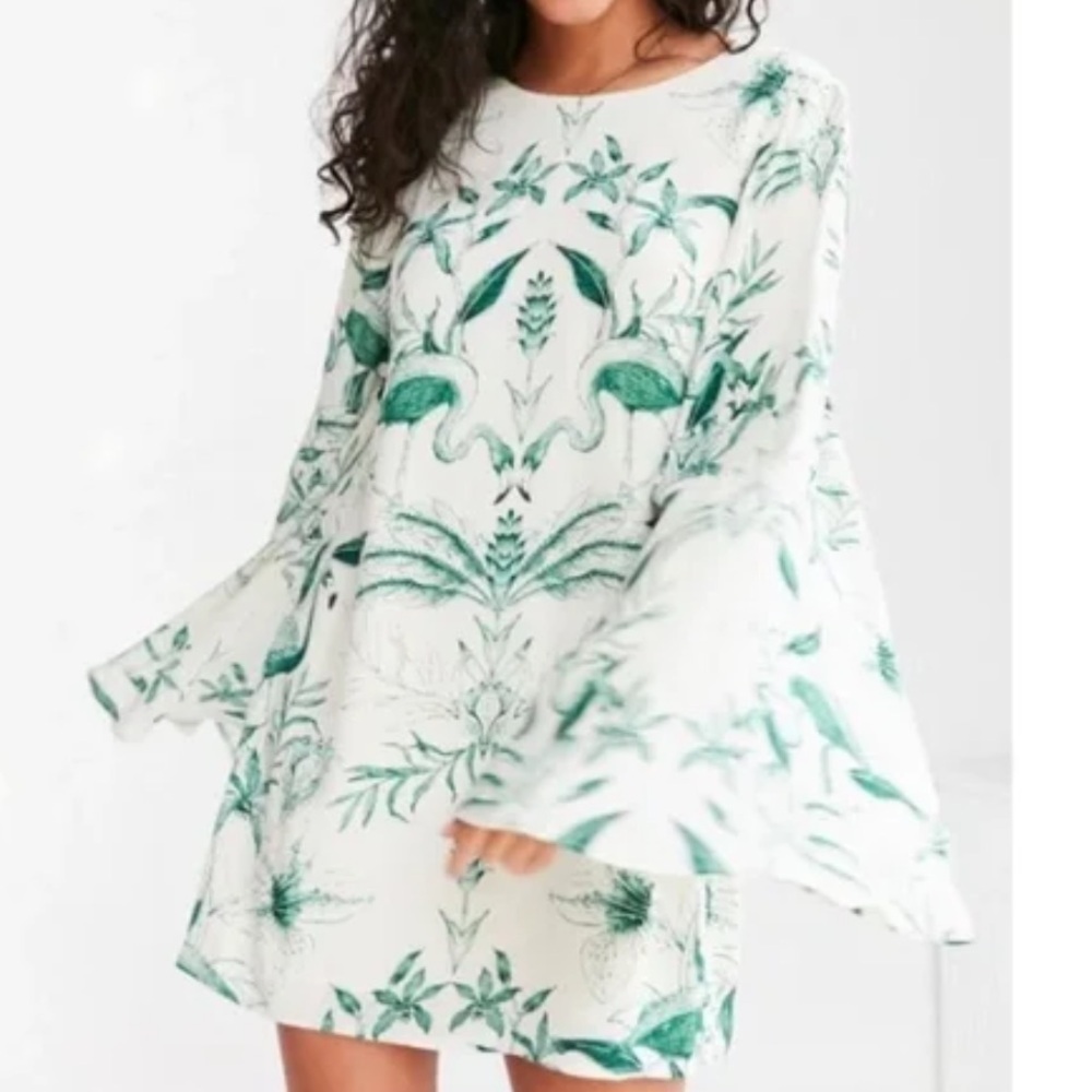White and Green Floral Bell-Sleeve Shift Dress